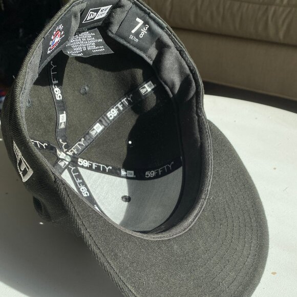 New Era Fitted Hat - Picture 3 of 3